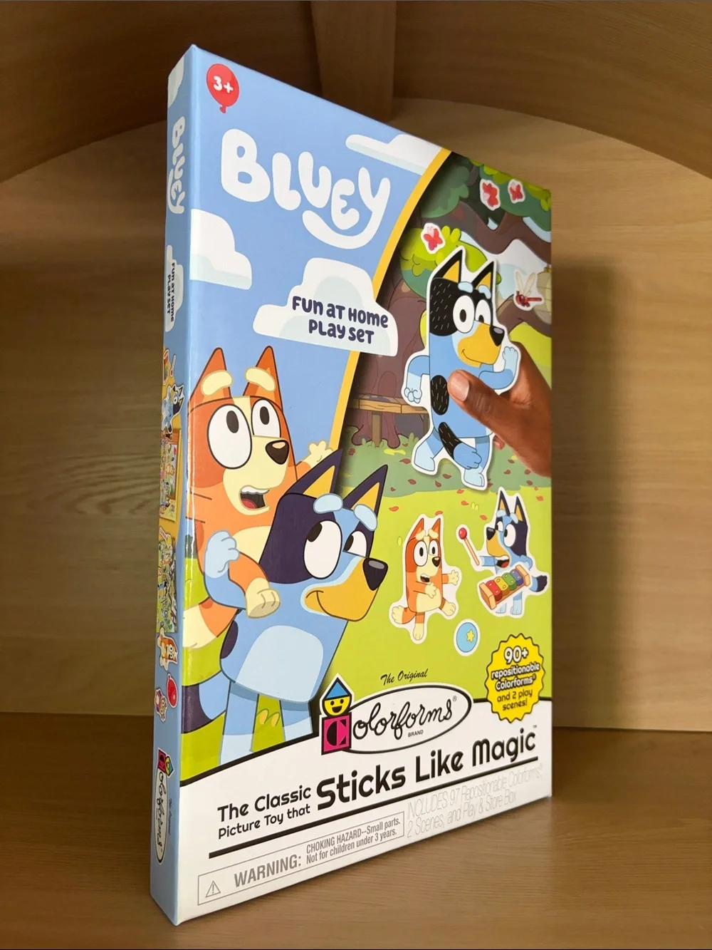 NIB• Colorforms Bluey Set - Repositionable Pieces Stick Like Magic - Picture 3 of 4